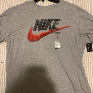 Nike tee new